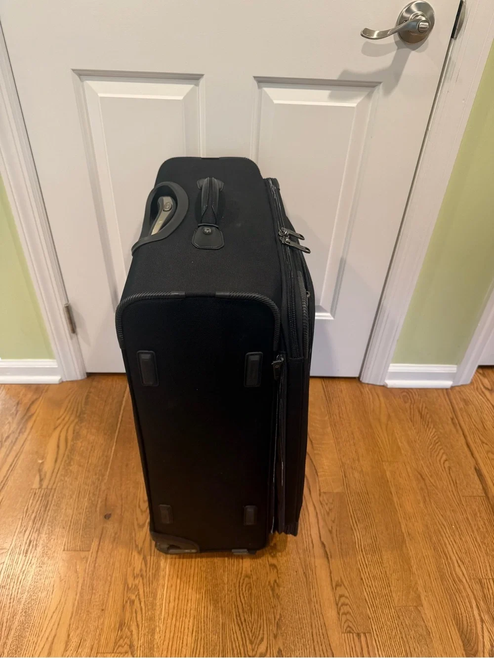 TravelPro Crew 11 26